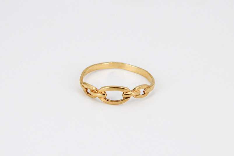 Anillo de oro de 18k. de segunda mano. Joyería de ocasión | ROYALHYSTERIA