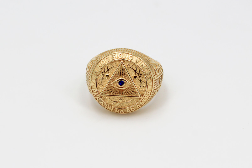 Sello de oro de 18k. de segunda mano. Joyería de ocasión | ROYALHYSTERIA