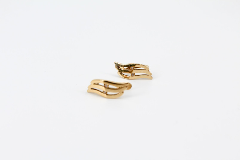Pendiente de oro de 18k. de segunda mano. Joyería de ocasión | ROYALHYSTERIA