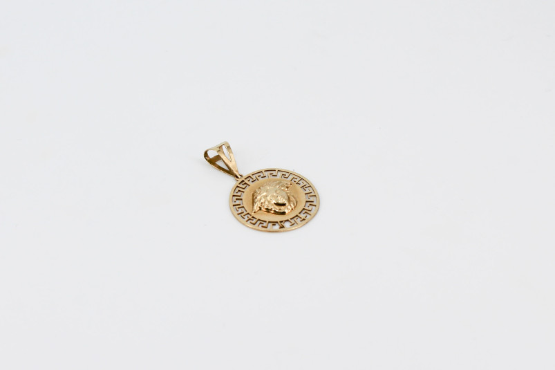 Colgante de oro de 18k. de segunda mano. Joyería de ocasión | ROYALHYSTERIA