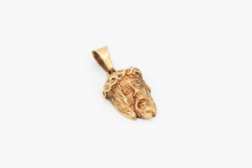 Colgante de oro de 18k. de segunda mano. Joyería de ocasión | ROYALHYSTERIA