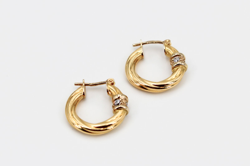 Aro de oro combinado de 18k. de segunda mano. Joyería de ocasión | ROYALHYSTERIA