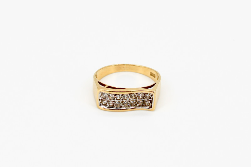 Anillo de oro de 18k. de segunda mano. Joyería de ocasión | ROYALHYSTERIA