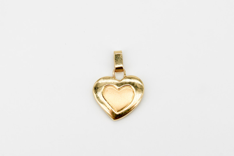 Colgante de oro de 18k. de segunda mano. Joyería de ocasión | ROYALHYSTERIA