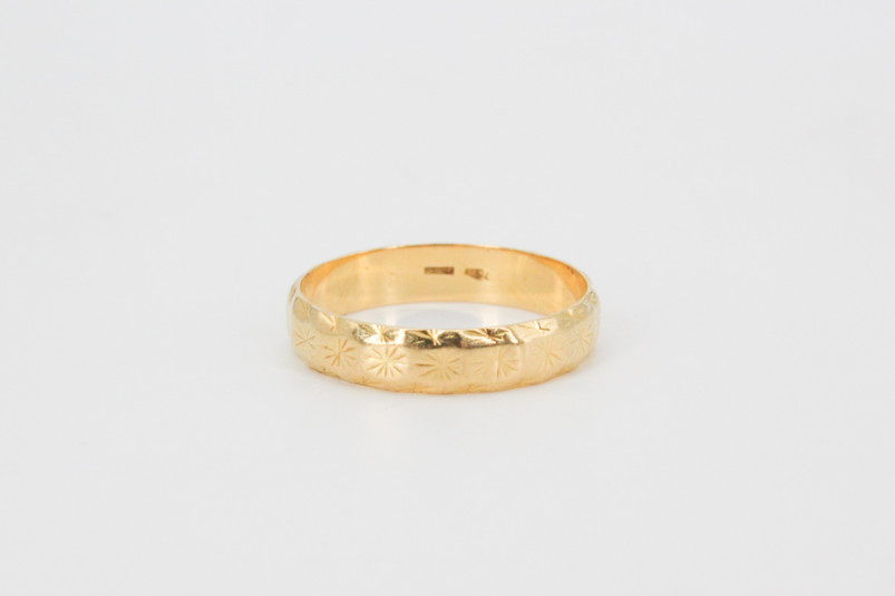 Alianza de oro de 18k. de segunda mano. Joyería de ocasión | ROYALHYSTERIA