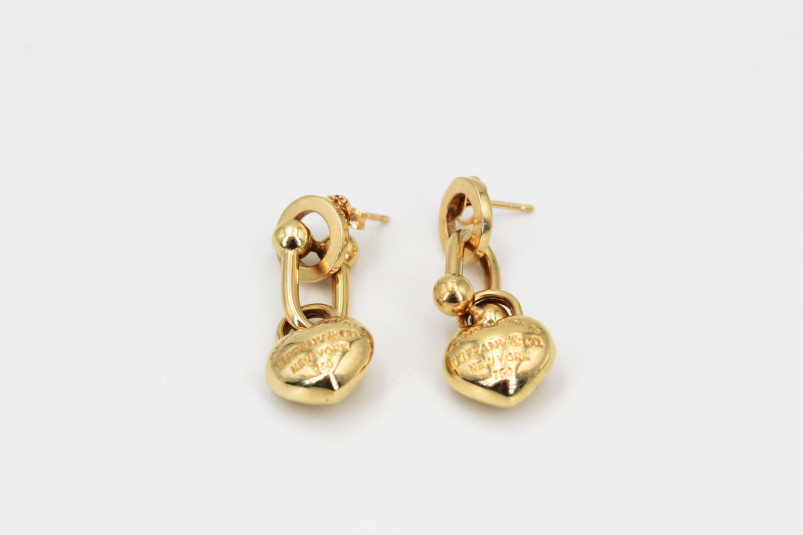 Pendiente de oro de 18k. de segunda mano. Joyería de ocasión | ROYALHYSTERIA