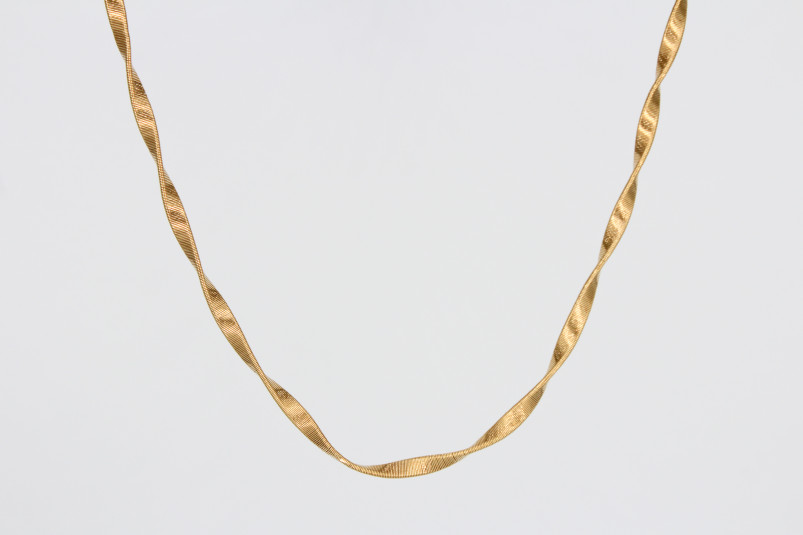Gargantilla de oro de 18k. de segunda mano. Joyería de ocasión | ROYALHYSTERIA